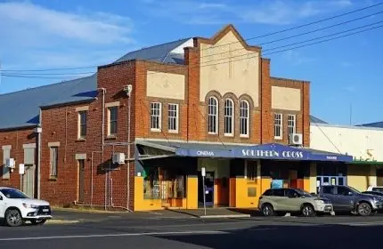 Southern Cross Theatre cinema Young